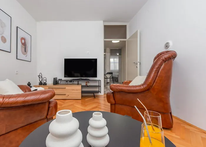 A&m 3 Bridge Luxury Center Daire