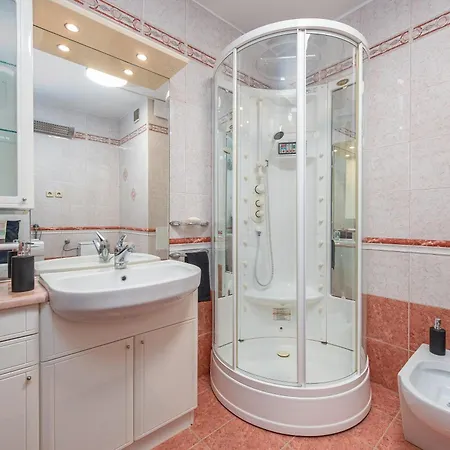 아파트 A&m 3 Bridge Luxury Center