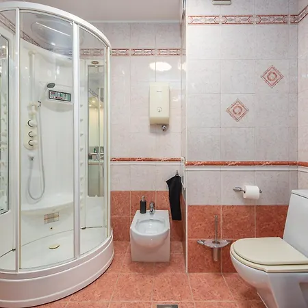 A&m 3 Bridge Luxury Center