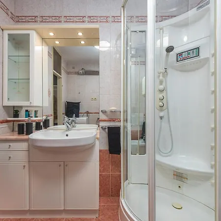 아파트 A&m 3 Bridge Luxury Center