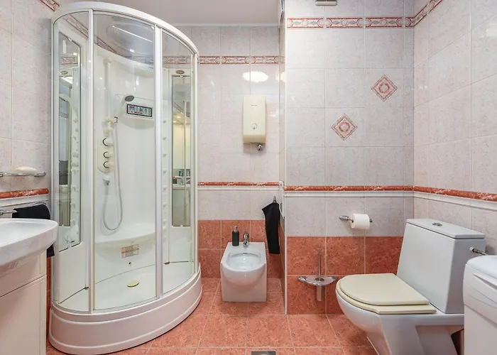 A&m 3 Bridge Luxury Center